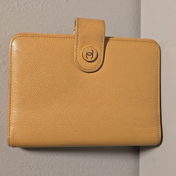 Chanel Leather Planner Agenda Tan - Picture 2 of 13